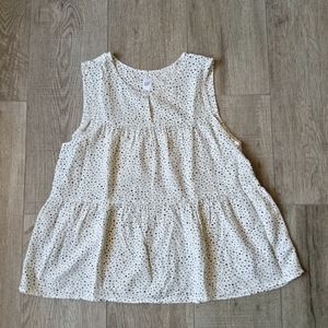 Gap sleeveless top